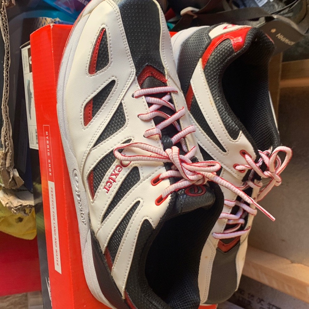 Dexter bowling shoes